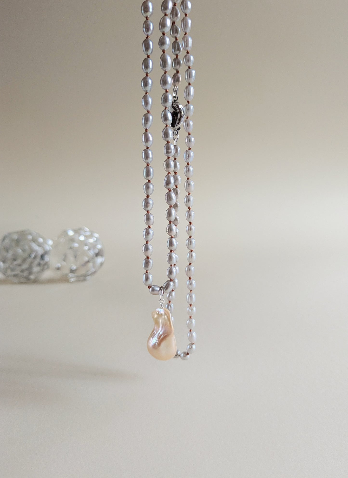 Pearl Pendant - Livia