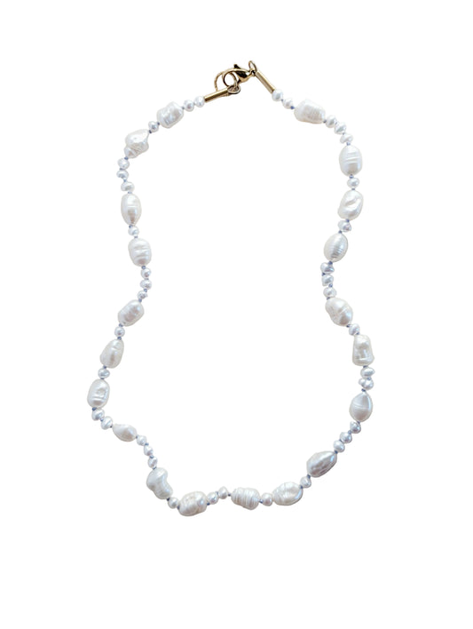 Freshwater Pearl Necklace - Poppy