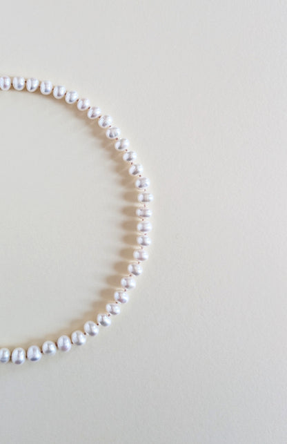 Freshwater Pearl Necklace - Shimmer