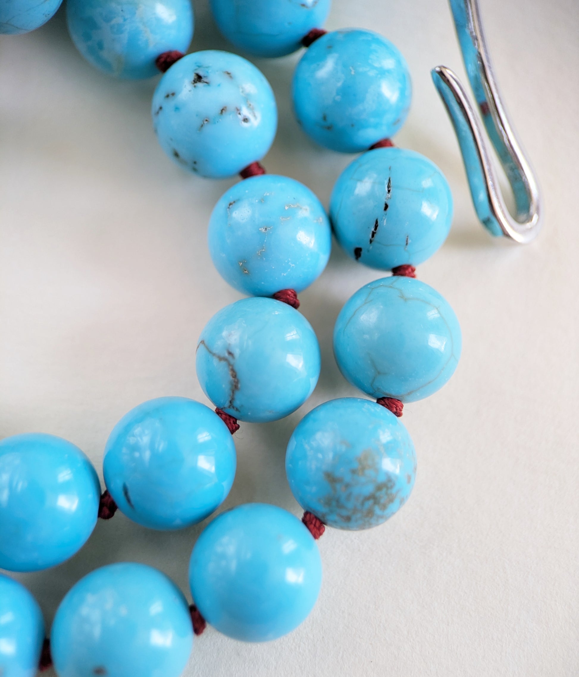 Turquoise necklace Oasis details and clasp .